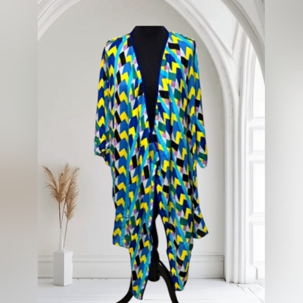BEAUTIFUL COLOR BLOCK KIMONO DUSTER WITH SHARK BITE HEMLINE NWT SIZE M/L